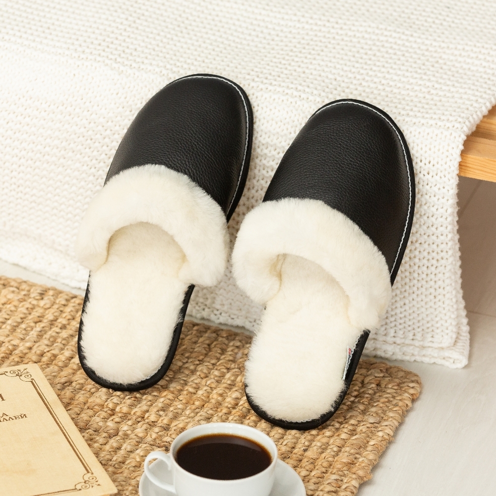 Black leather men’s slippers “ Dorian”